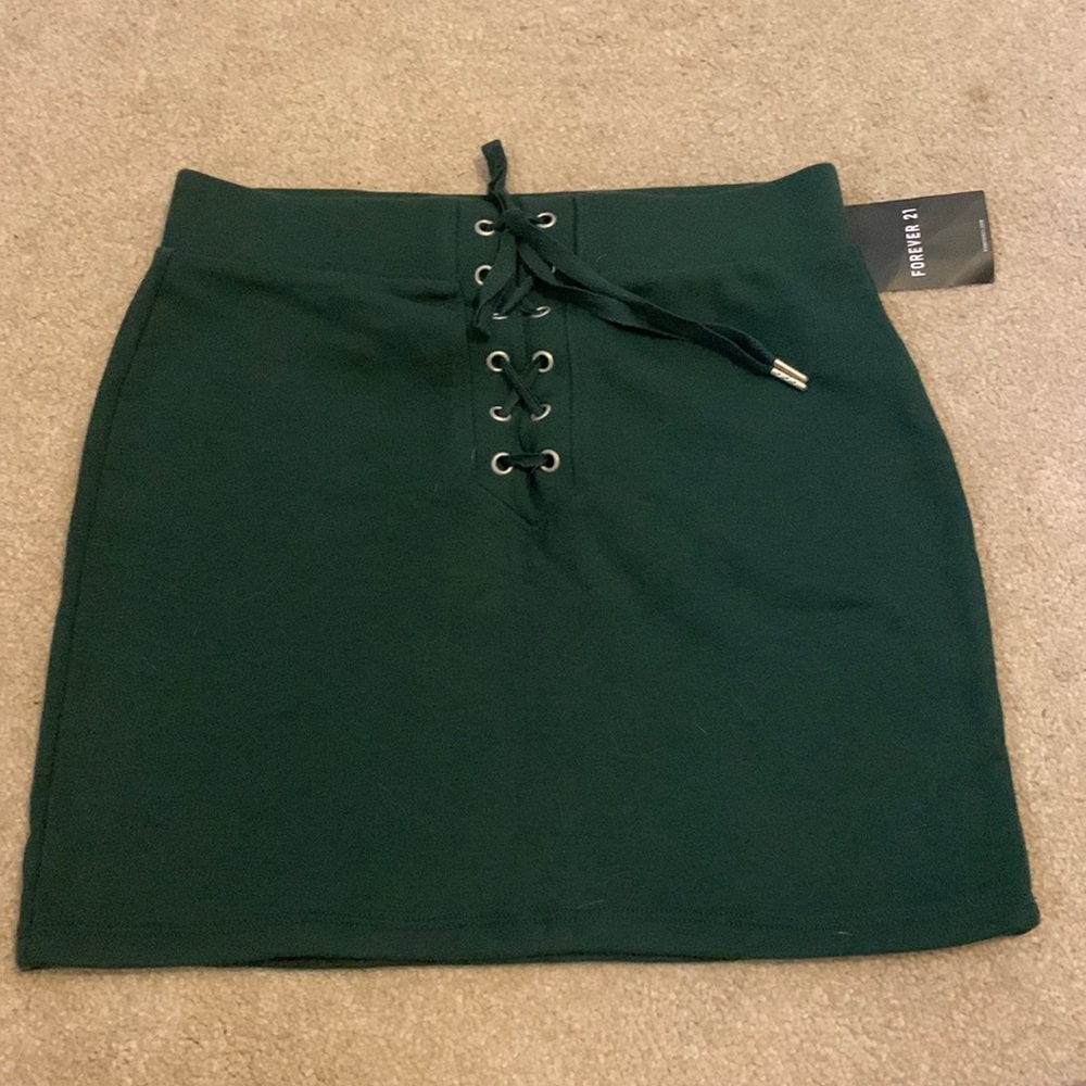 small forever 21 skirt, soft cotton-like material